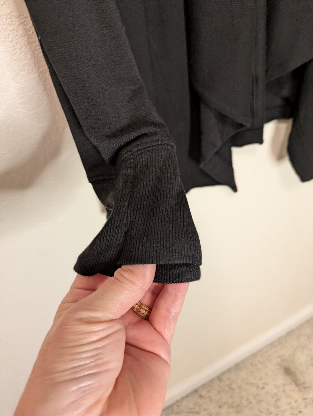 Athleta Prayana Restore Wrap Black - Picture 10 of 12